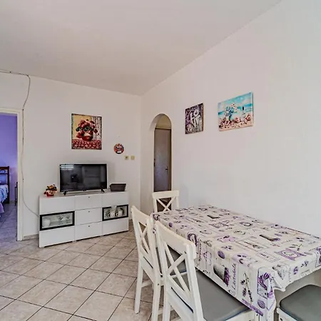 Apartament Roza 1 By Guide